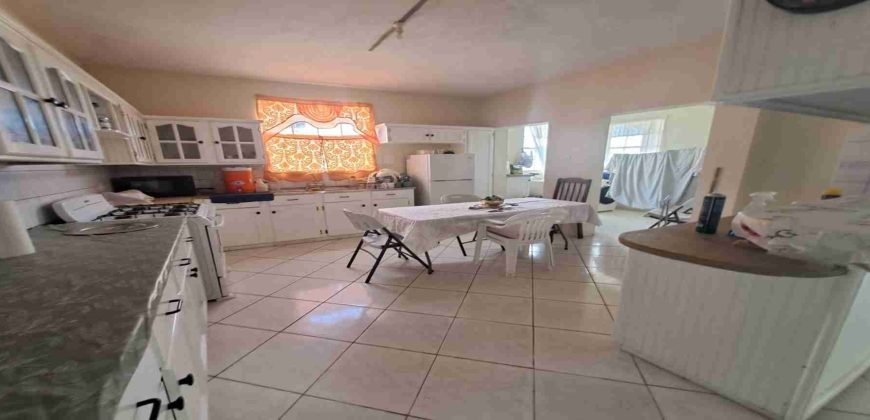 Apes Hill, St. James – House For Sale