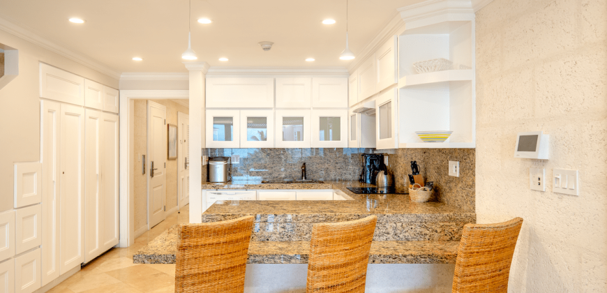 Crane Private Residence – Beach House – Penthouse