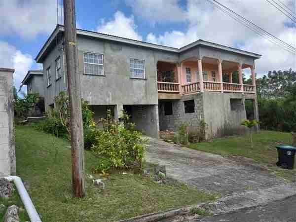 Newbury Crescent, St. George – House For Sale