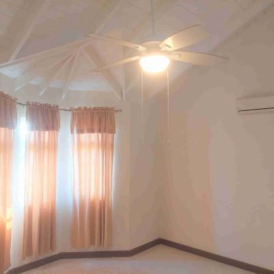JRE LLyods Court Rental Bedroom 2 scaled