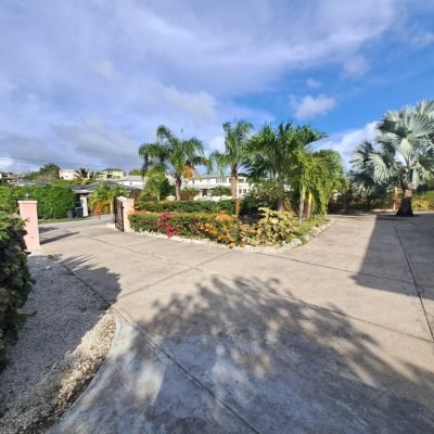 villa for sale in barbados gate entrance