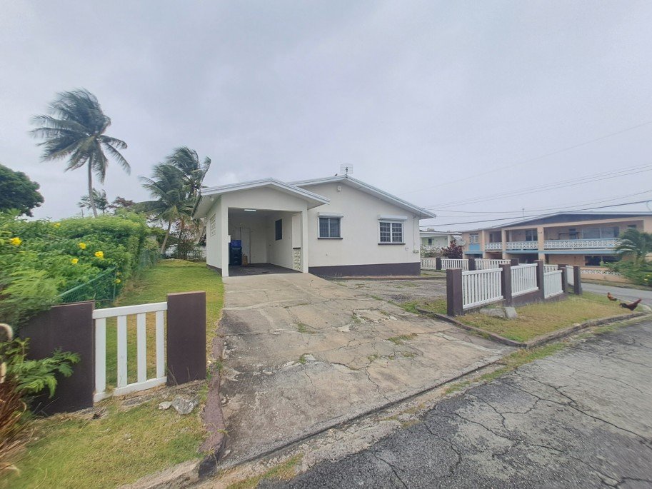 27 Elizabeth Park, Christ Church |  Barbados House for Sale